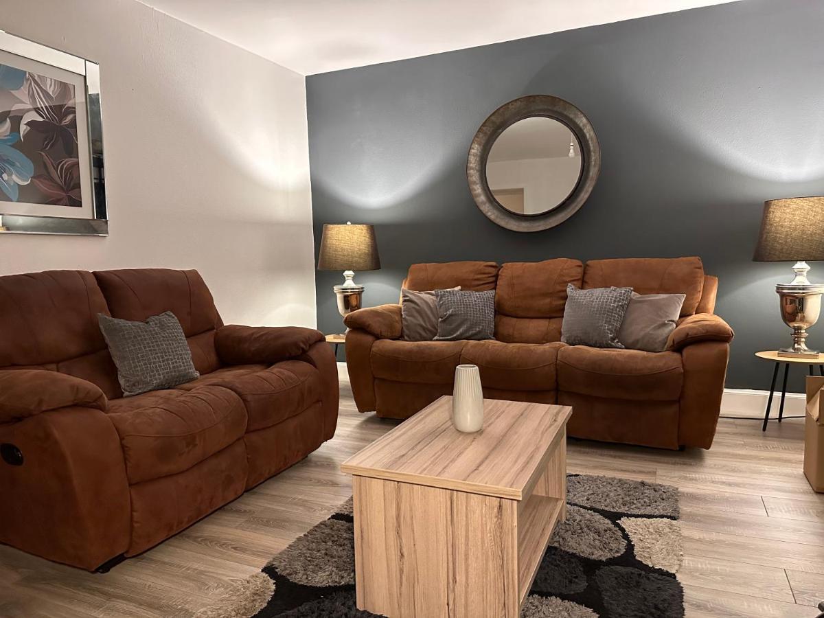 Crown Street Getaway Apartamento Ayr Exterior foto